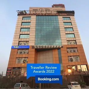 Hotel Fabhotel Mid Town Grand, Panchkula
